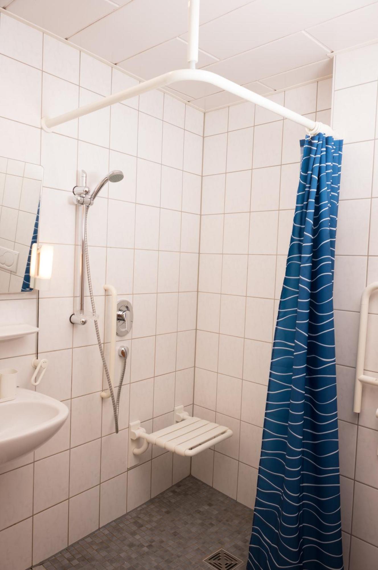 Hotel Restaurant Zehntscheune Sinsheim Ngoại thất bức ảnh