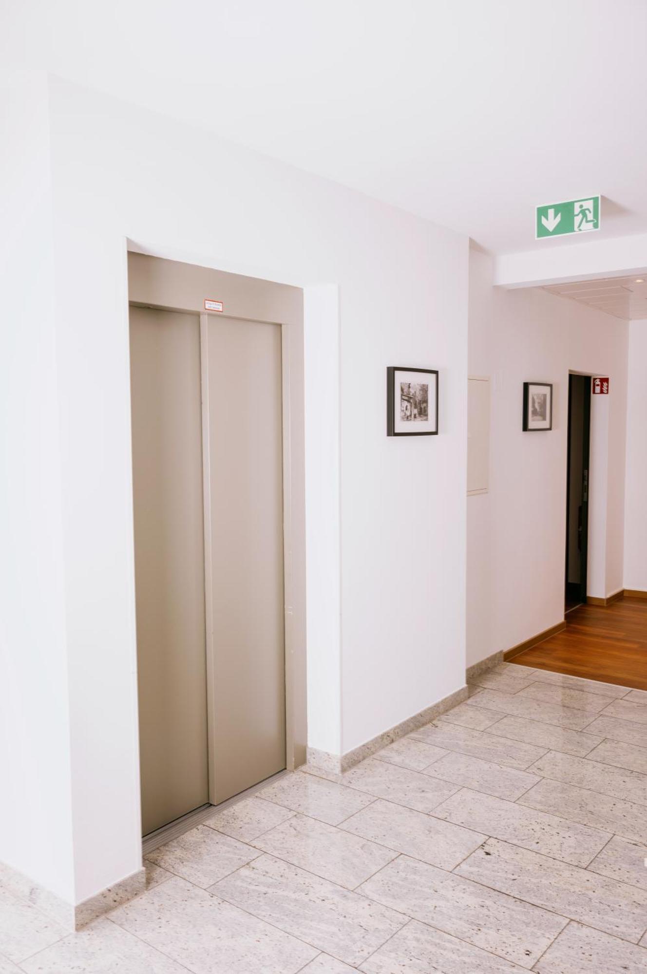 Hotel Restaurant Zehntscheune Sinsheim Ngoại thất bức ảnh